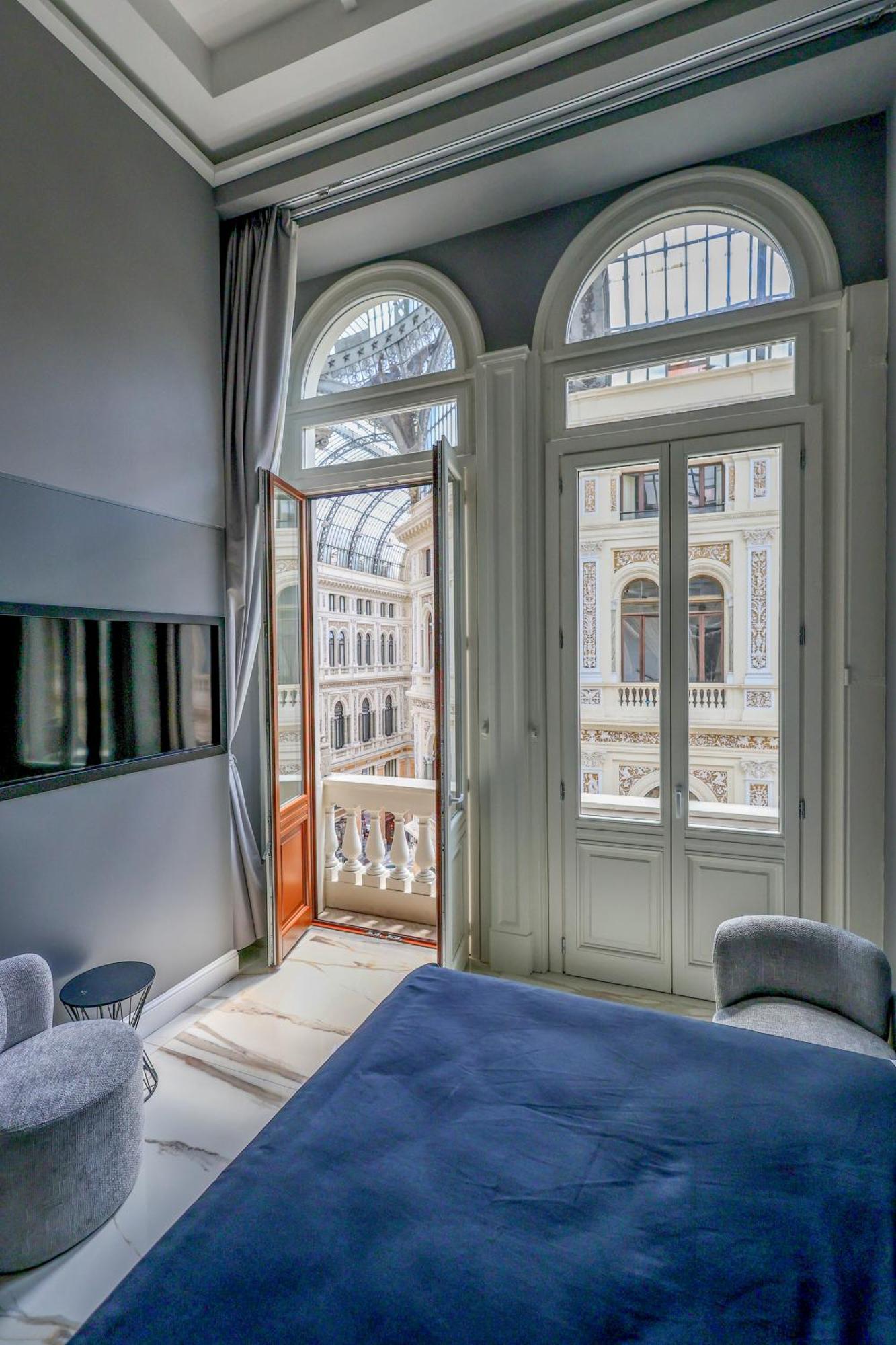 Maison San Carlo Luxury Suites Neapel Exteriör bild
