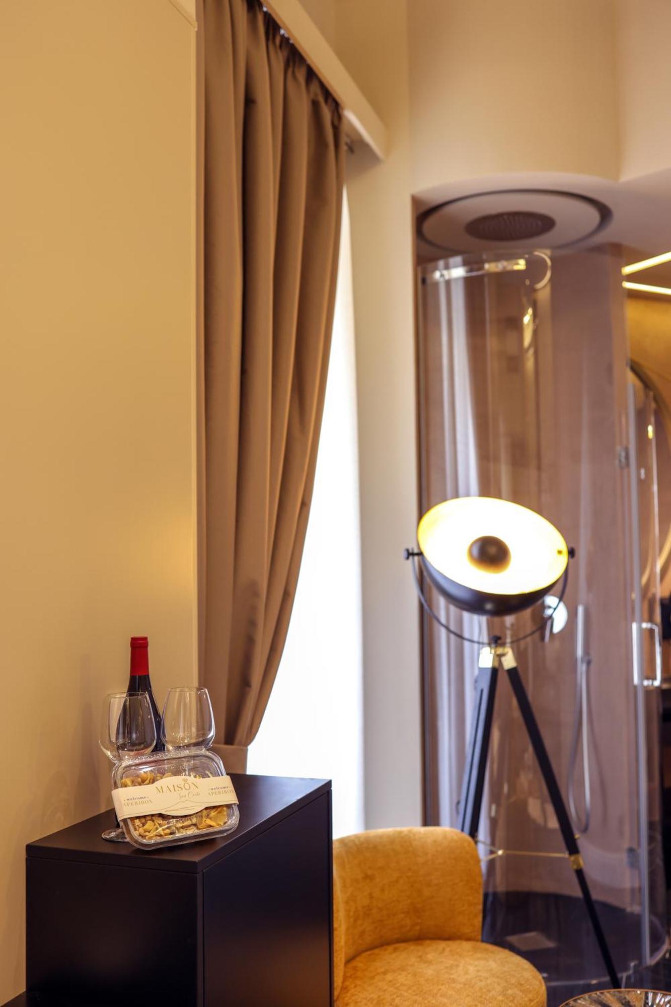 Maison San Carlo Luxury Suites Neapel Exteriör bild