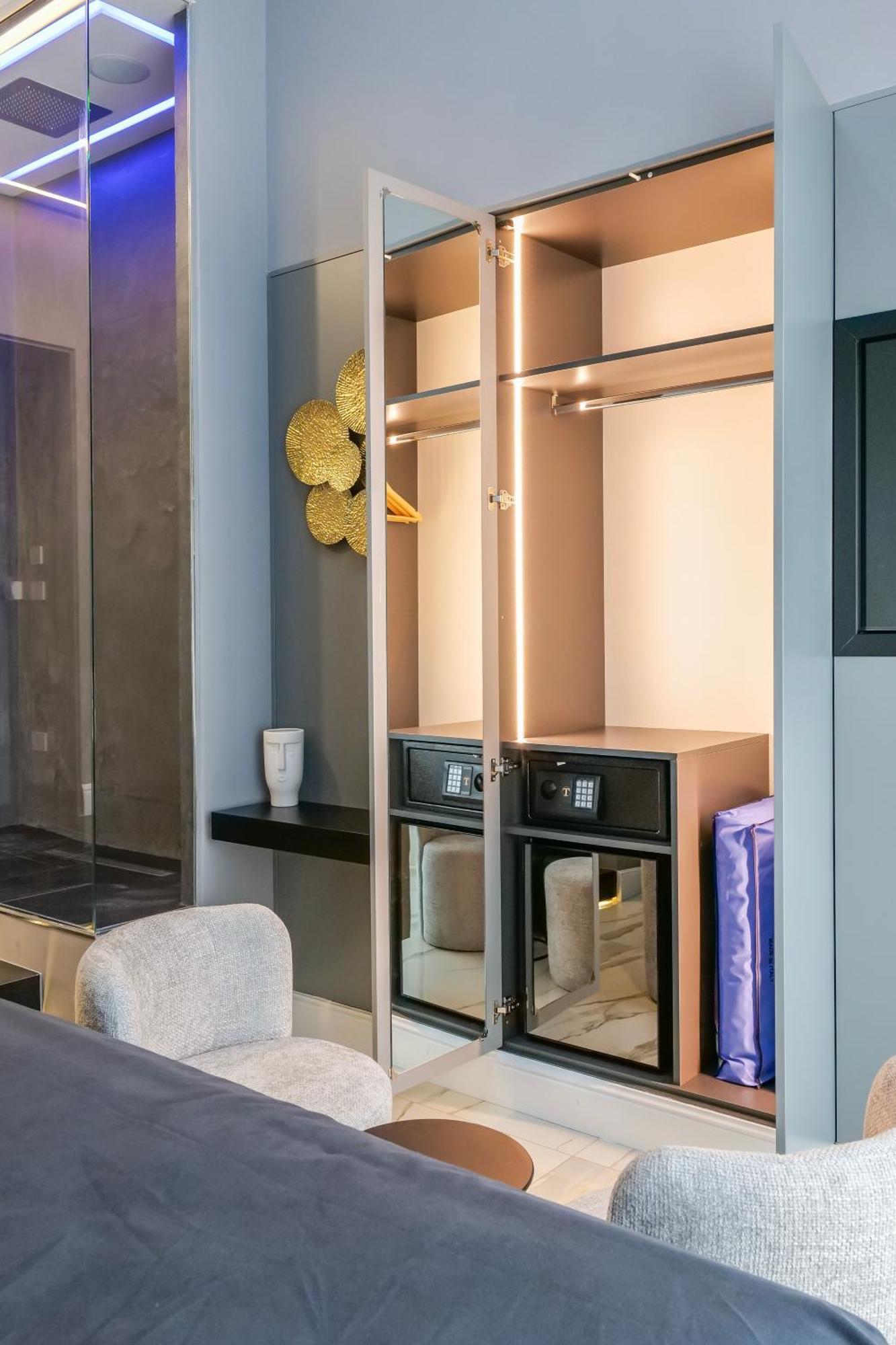 Maison San Carlo Luxury Suites Neapel Exteriör bild