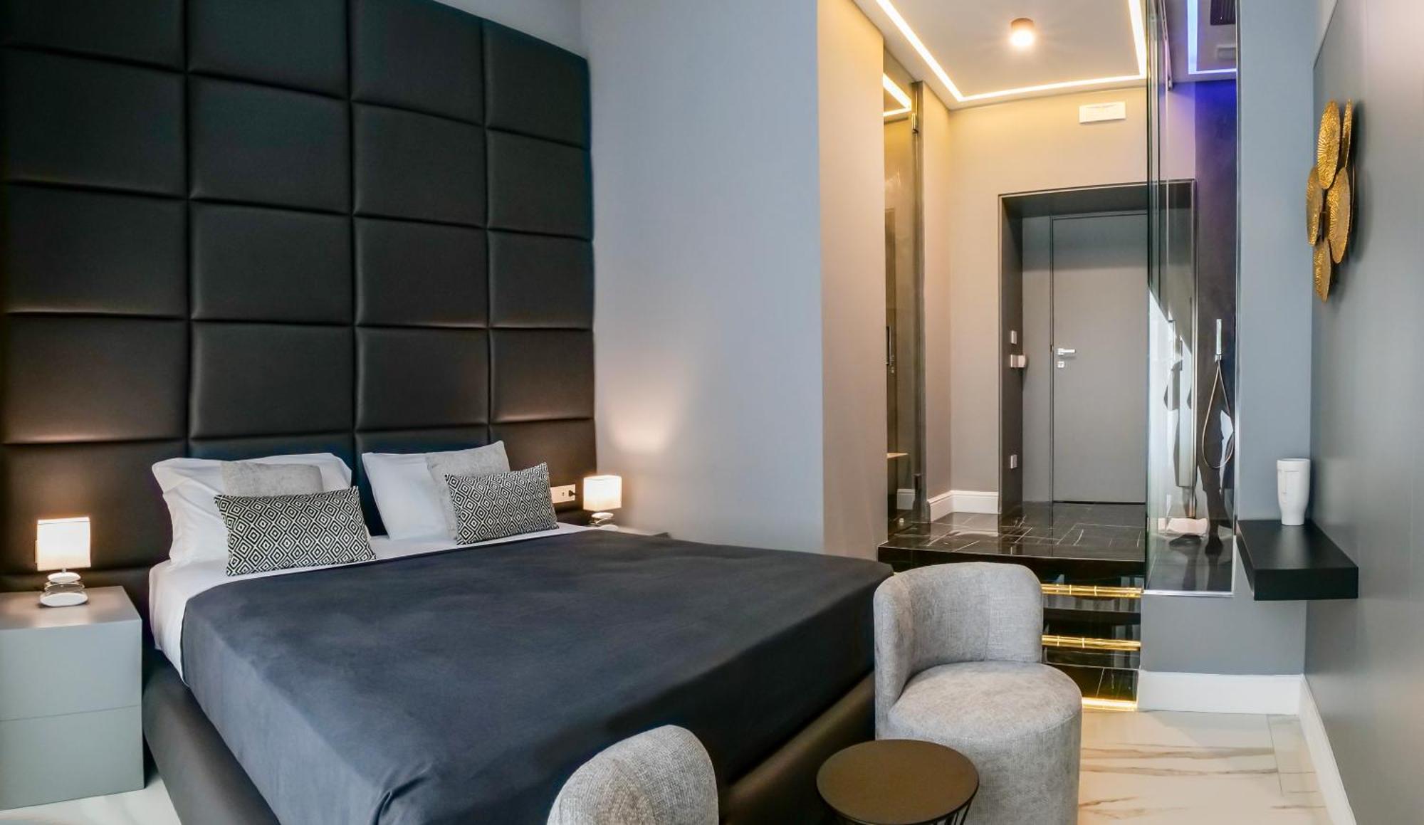 Maison San Carlo Luxury Suites Neapel Exteriör bild